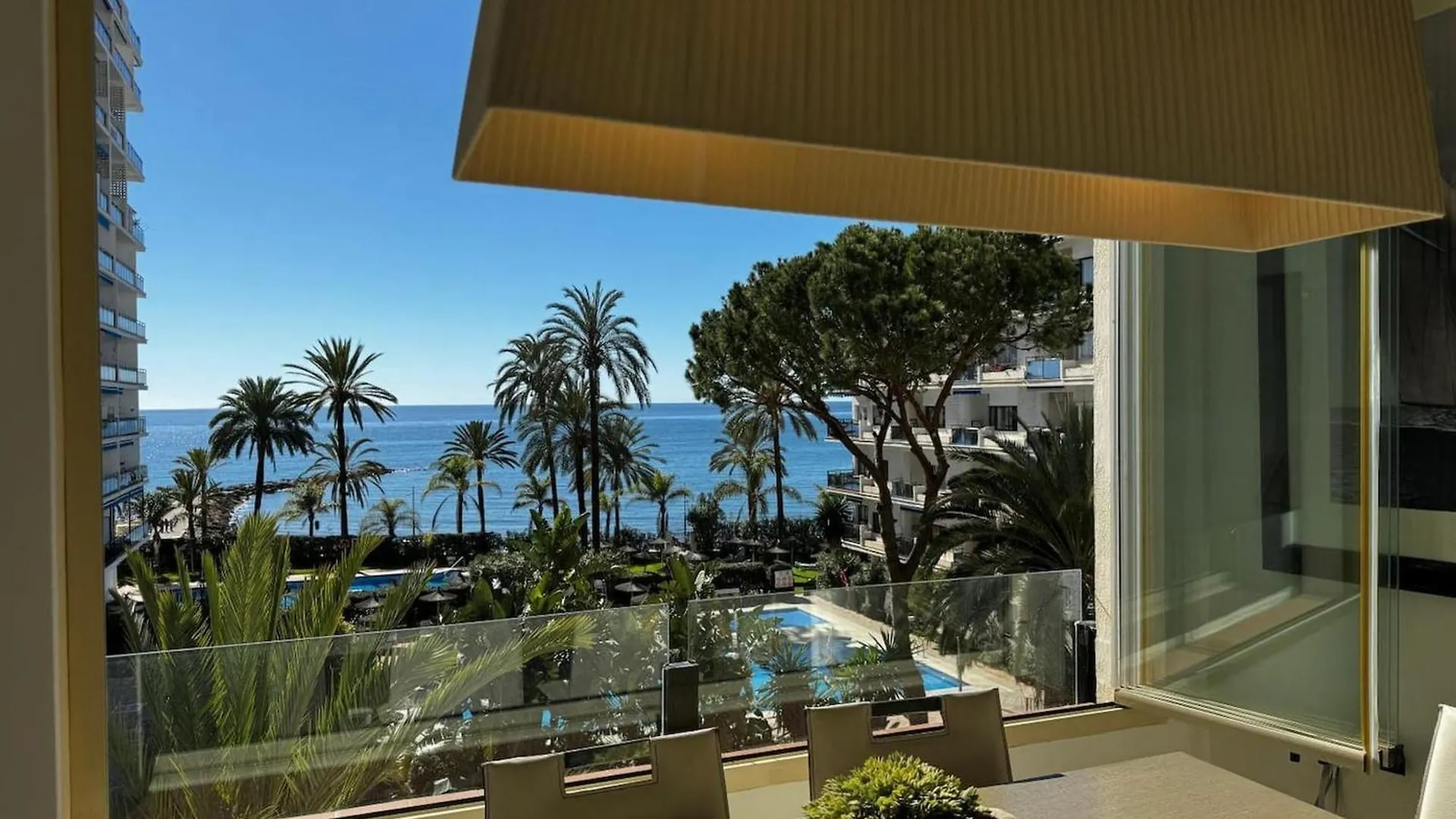 Marbella Sea View Apartment 0*,